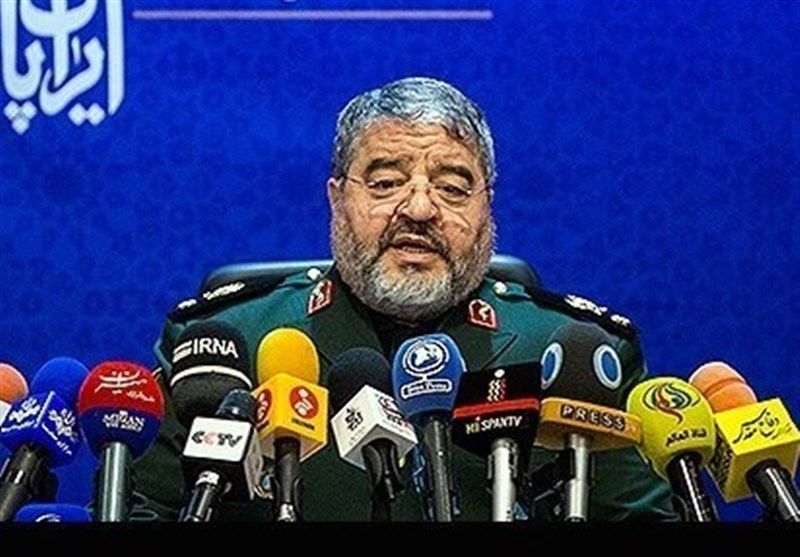 انتقاد یک مقام نظامی از دولت روحانی/ تعاملی با ‌پدافند نداشت