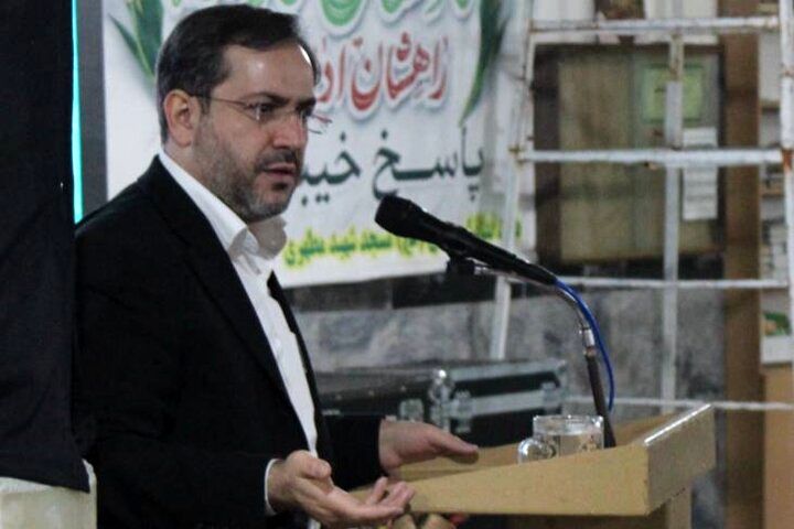 نسخه پیچی یاسر جبرائیلی برای حل بحران اقتصادی کشور / باید دلازدایی اجرایی شود