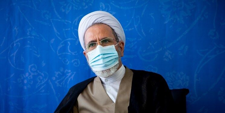 کرونا آیت‌ الله اعرافی را راهی بیمارستان کرد