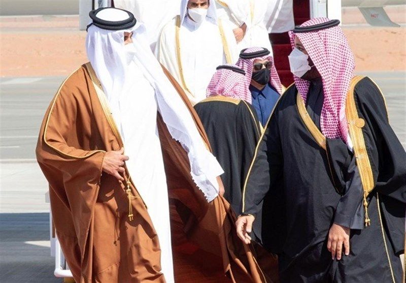 امیر قطر و ملک سلمان تلفنی گفتگو کردند