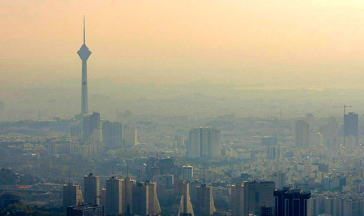 تنفس در تهران برای همه گروه‌ها خطرناک شد/کیفیت هوای مناطق 22 گانه پایتخت