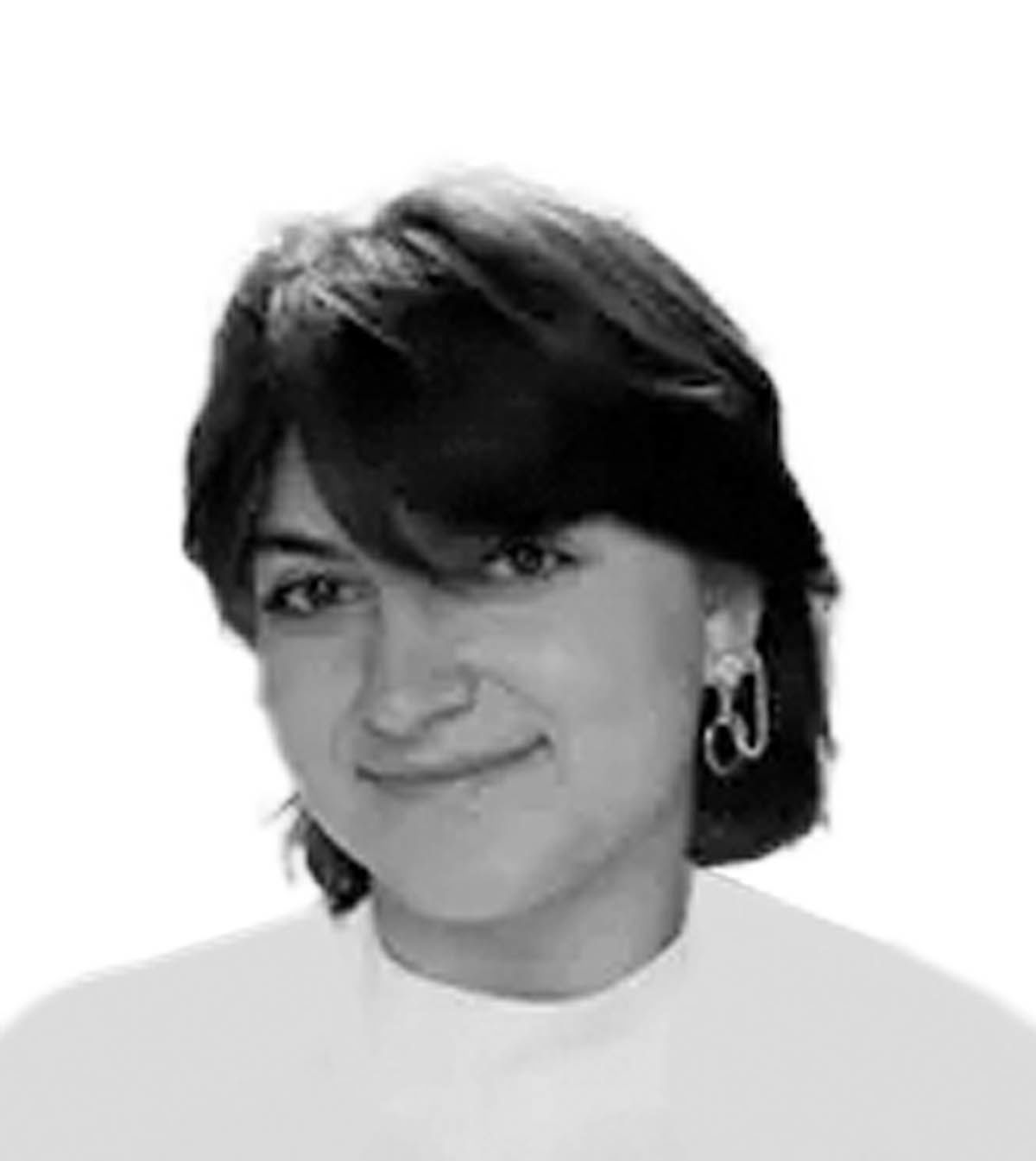 ربکا  اشناید