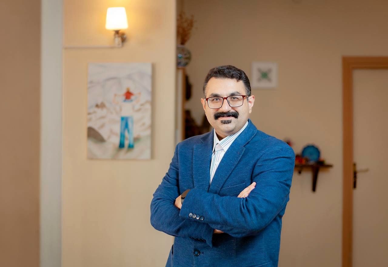 نیما قاضی: نمایندگان کنار مردم بایستند