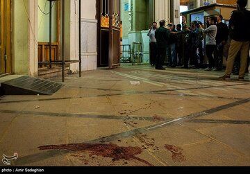 تصویری از وزیر کشور در شیراز بعد از حادثه تروریستی