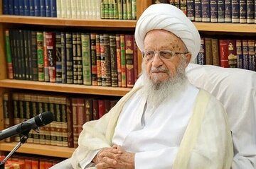 نظر آیت‌الله مکارم شیرازی درباره گرفتن وام برای سفر اربعین