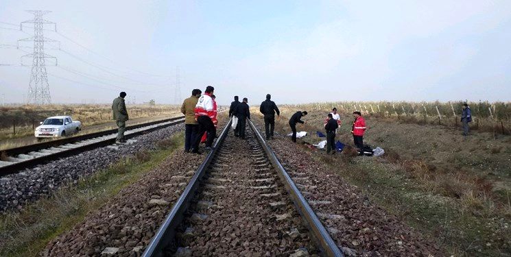 مرگ تلخ یک جوان در اثر برخورد با قطار