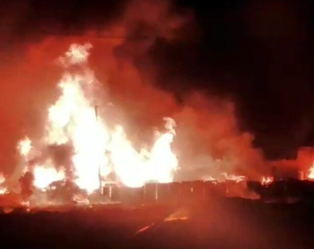 انفجار مهیب در یک پالایشگاه نفت اربیل / دود غلیظ آسمان را فراگرفت