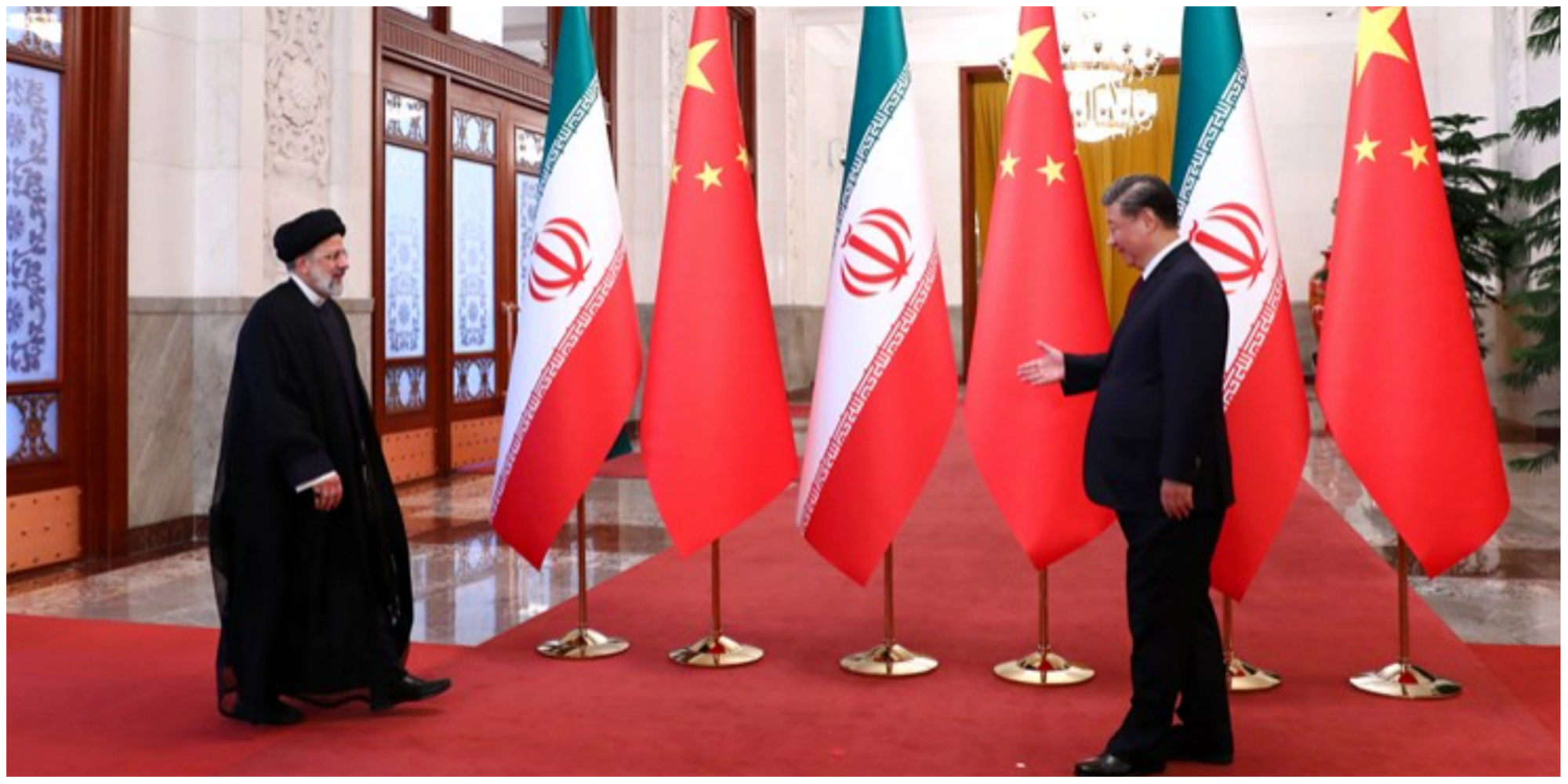 انتقاد بدون تعارف جمهوری اسلامی از سفر رئیسی به چین /مقامات چینی حاضر نشد قوری ما که در عربستان شکستند را حتی بند بزنند /شام و ناهار هیچی!