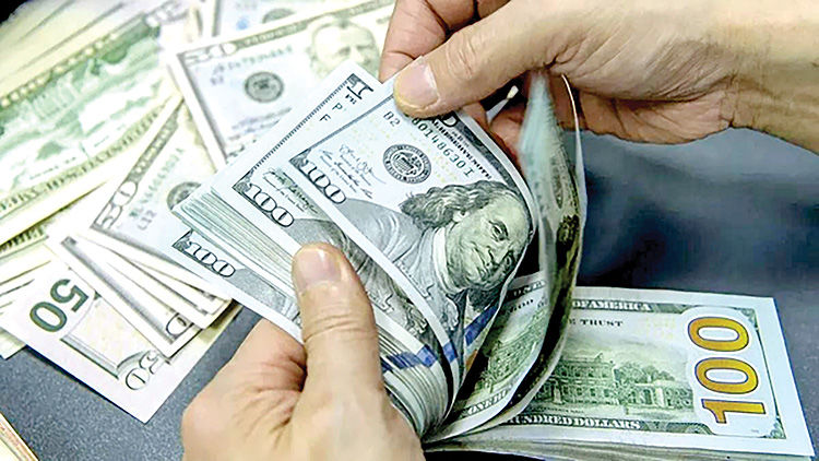نشتی سنگین دلار در ایران با ارز ترجیحی