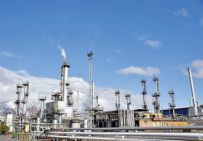  حمایت سهامدار عمده پالایشگاه کرمانشاه از طرح‌های کیفی‌سازی