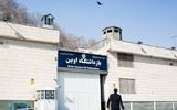 تعدادی از نمایندگان از زندان اوین بازدید کردند