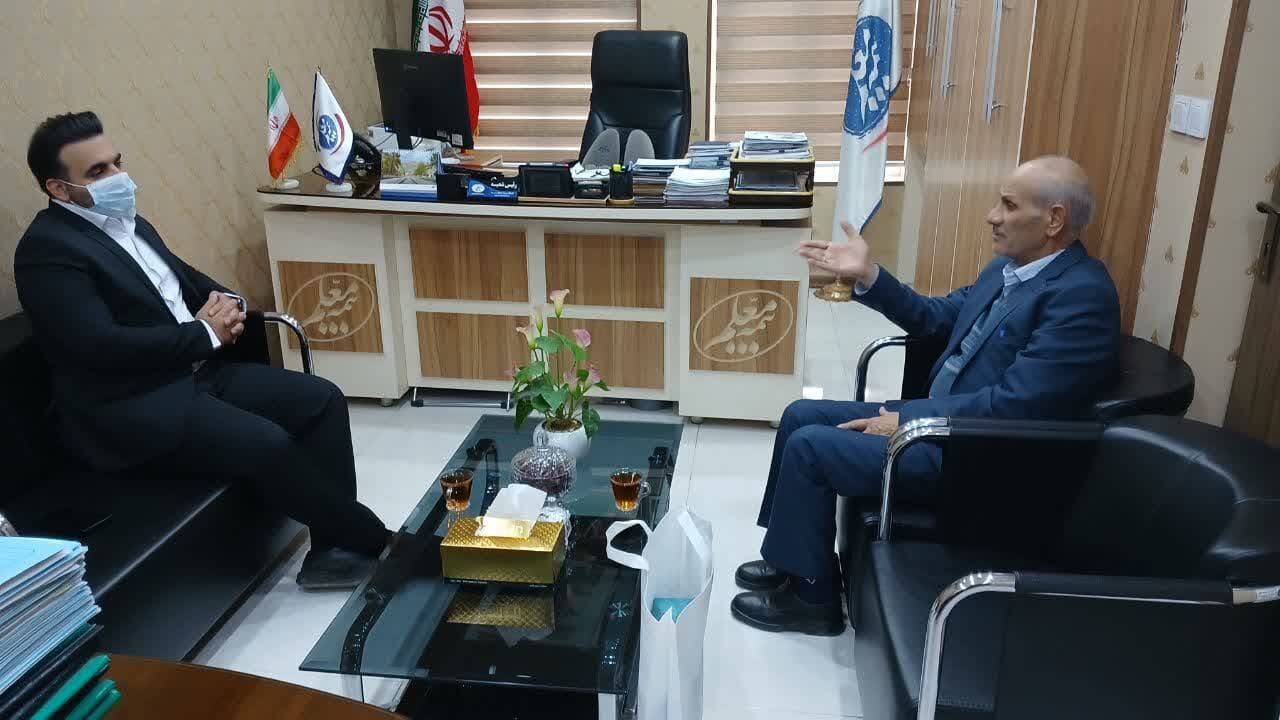 دیدار مدیر بیمه دی خراسان جنوبی با پیشکسوتان صنعت بیمه