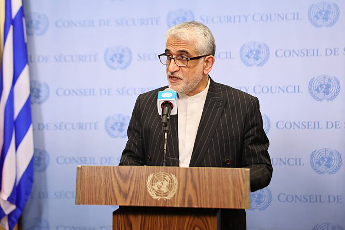 ایروانی: برنامه هسته‌ای ایران نه با بمب نابود خواهد شد، نه با تحریم‌ها متوقف می‌شود