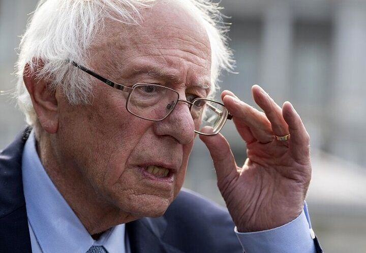 واکنش برنی سندرز به احتمال حمله نظامی آمریکا به ایران