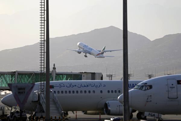 فرودگاه کابل تحت کنترل کامل طالبان قرار گرفت
