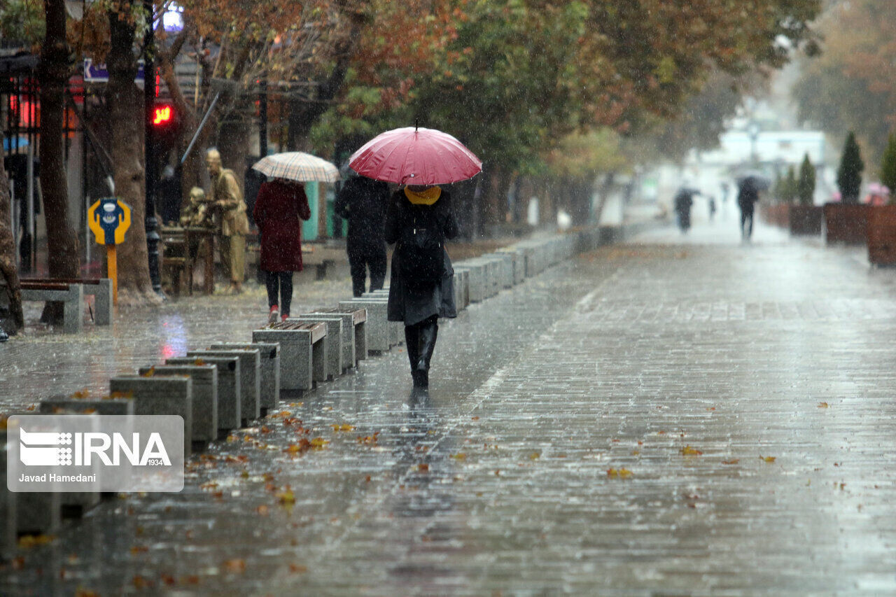 رگبار باران و وزش باد در این 13 استان کشور