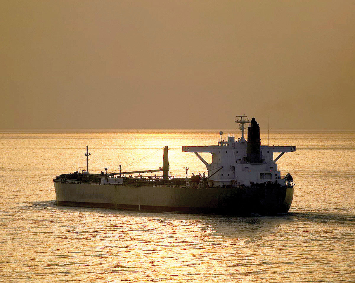 پشت صحنه ناوگان سایه