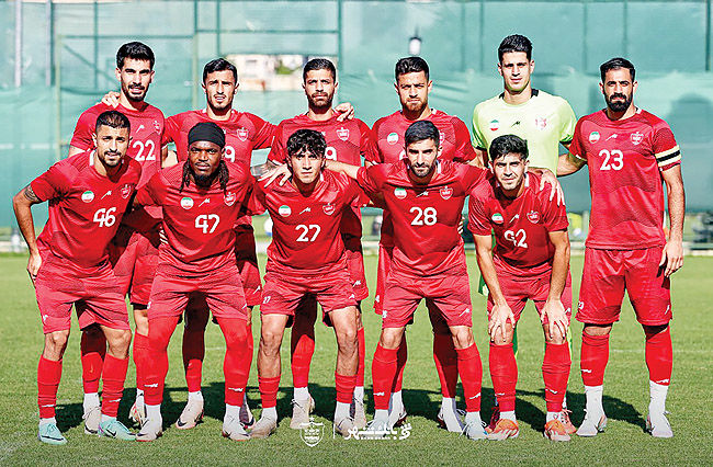 پرسپولیس و سایه سنگین تردید