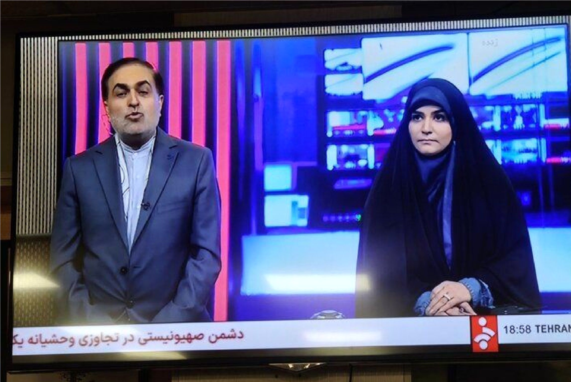 تکبیر شبکه خبر در پی تجاوز وحشیانه اسرائیل / مجری با اقتدار بازگشت