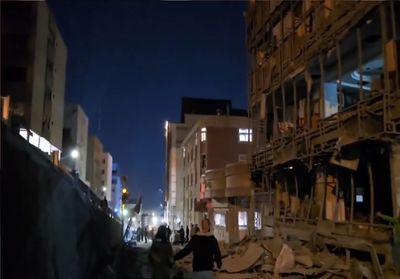 تصاویری تازه از بیمارستان گاندی پس از حملات امشب به تهران + فیلم