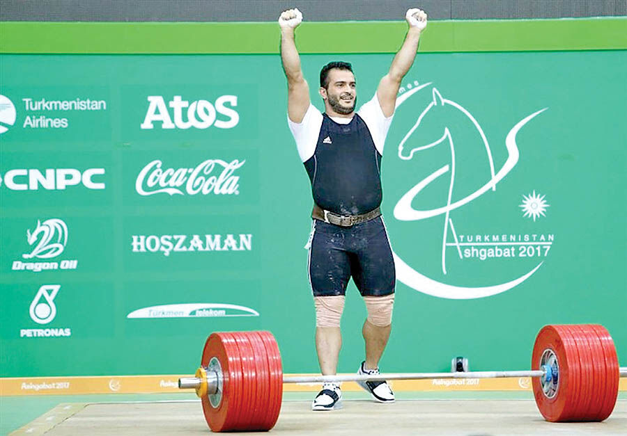 افسانه سهراب، نیش کیانوش