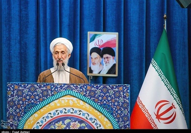 امام جمعه موقت تهران: اقتصاد باید به مردم سپرده شود