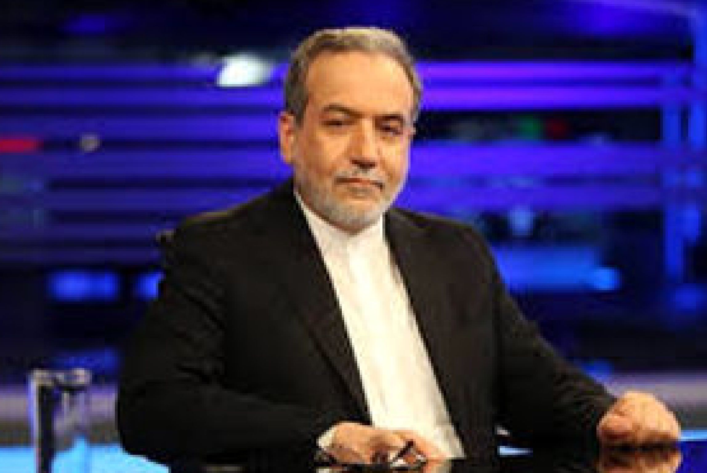 مرز باریک دیپلماسی و خودزنی/ روزنامه فرهیختگان هشدار داد: انقلابی ها همان کاری را می کنند که موساد می خواهد