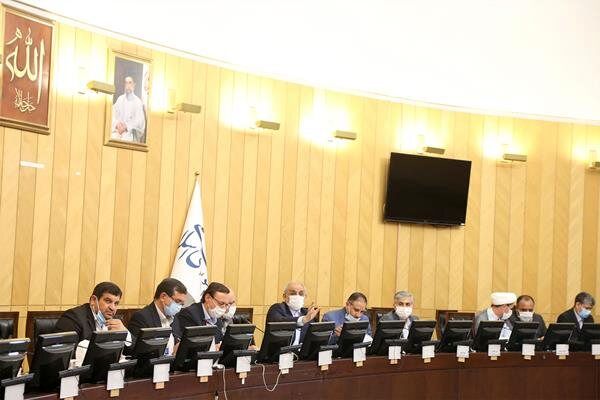حاجی میرزایی به سوالات نمایندگان در کمیسیون آموزش پاسخ داد
