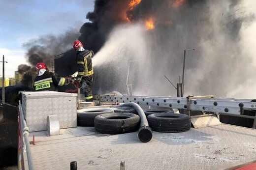 مفقودی ۳ کارگر در آتش‌سوزی واحد صنعتی در بوئین زهرا