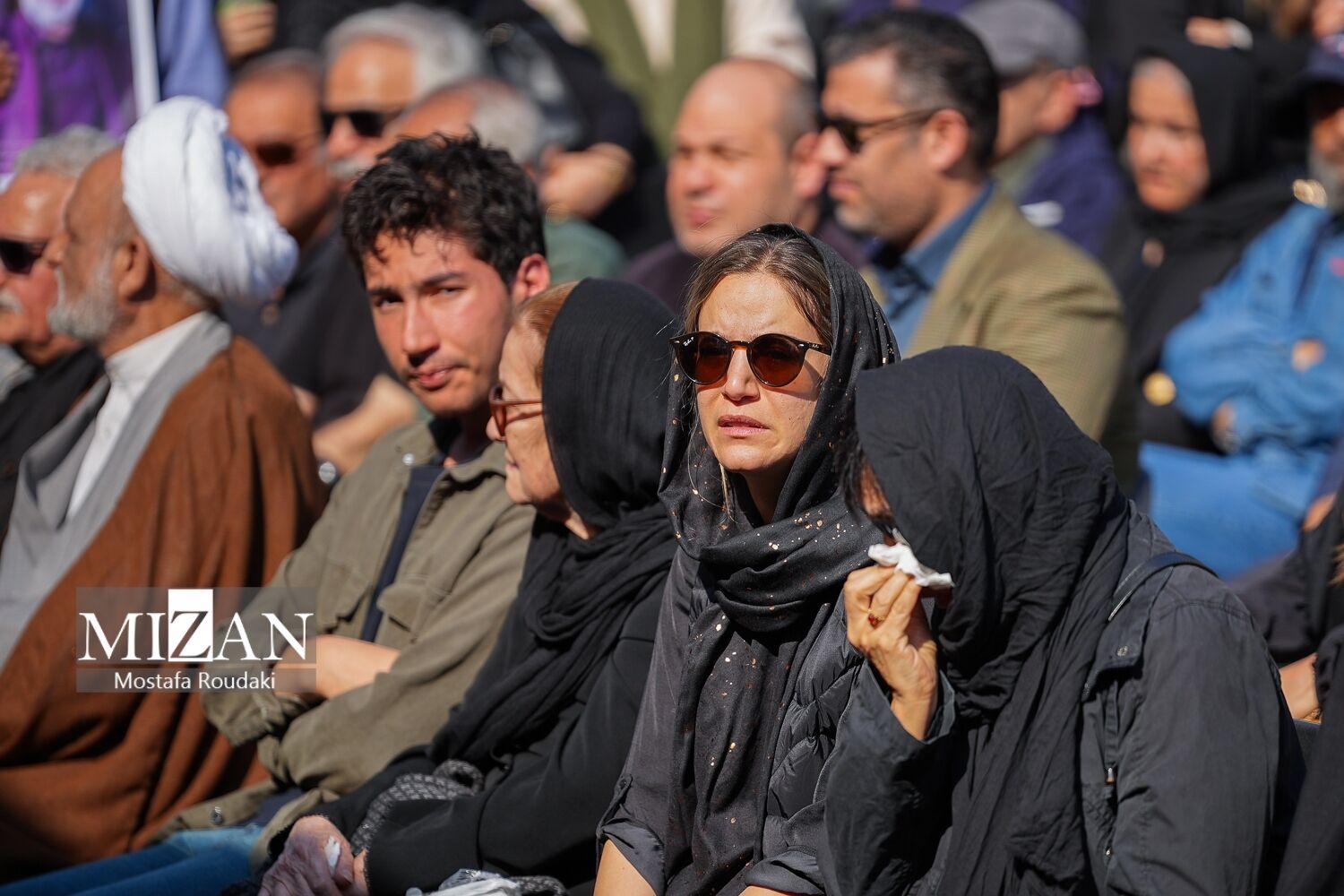 پست غم‌انگیز ستاره پسیانی به مناسبت چهلمین روز درگذشت پدرش + فیلم