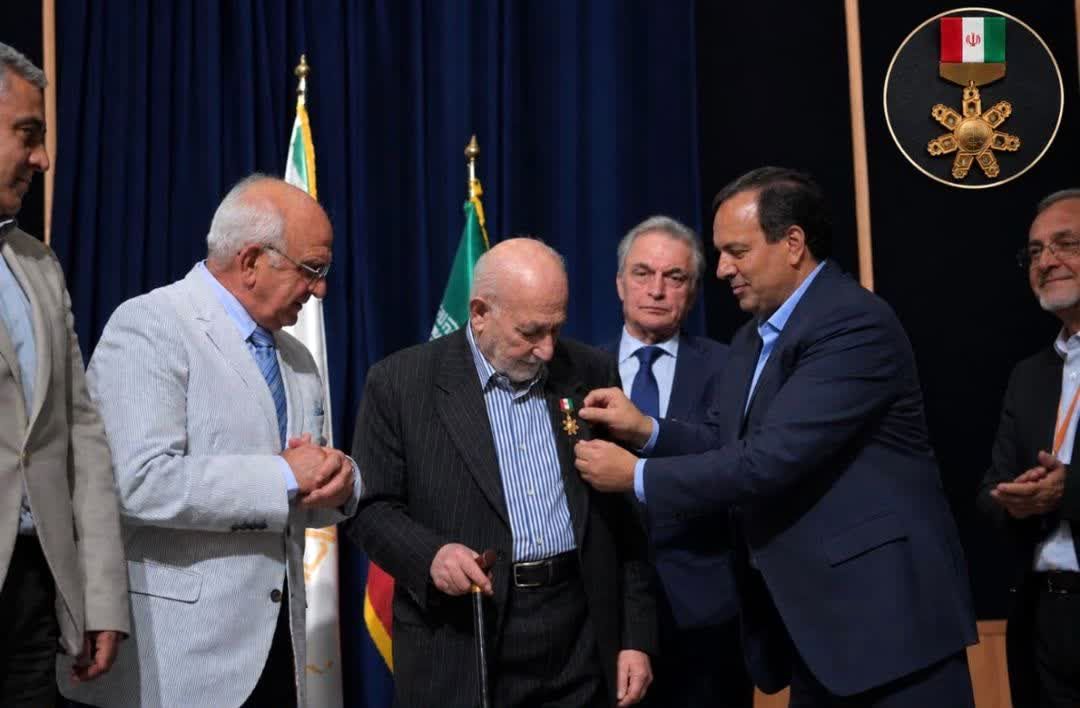 وداع با معمارِ خردورزِ صنعت ایران