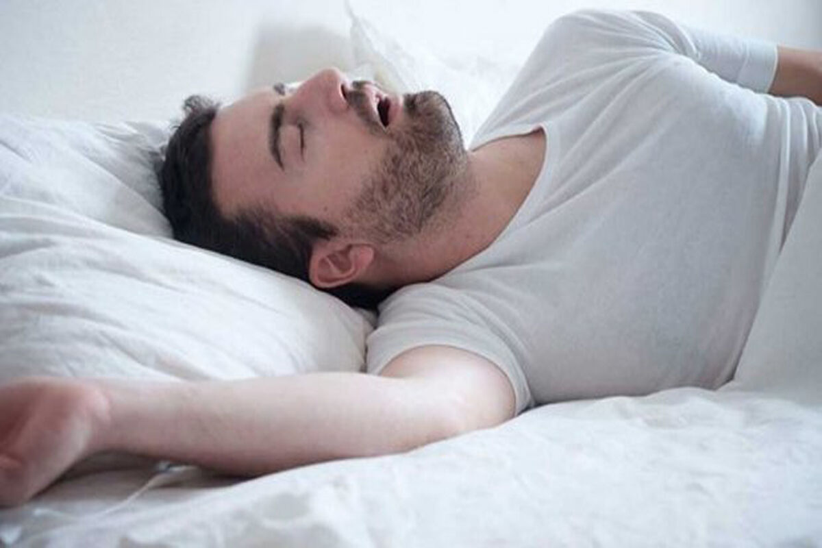 خروپف می کنید دور این غذاها خط بکشید 