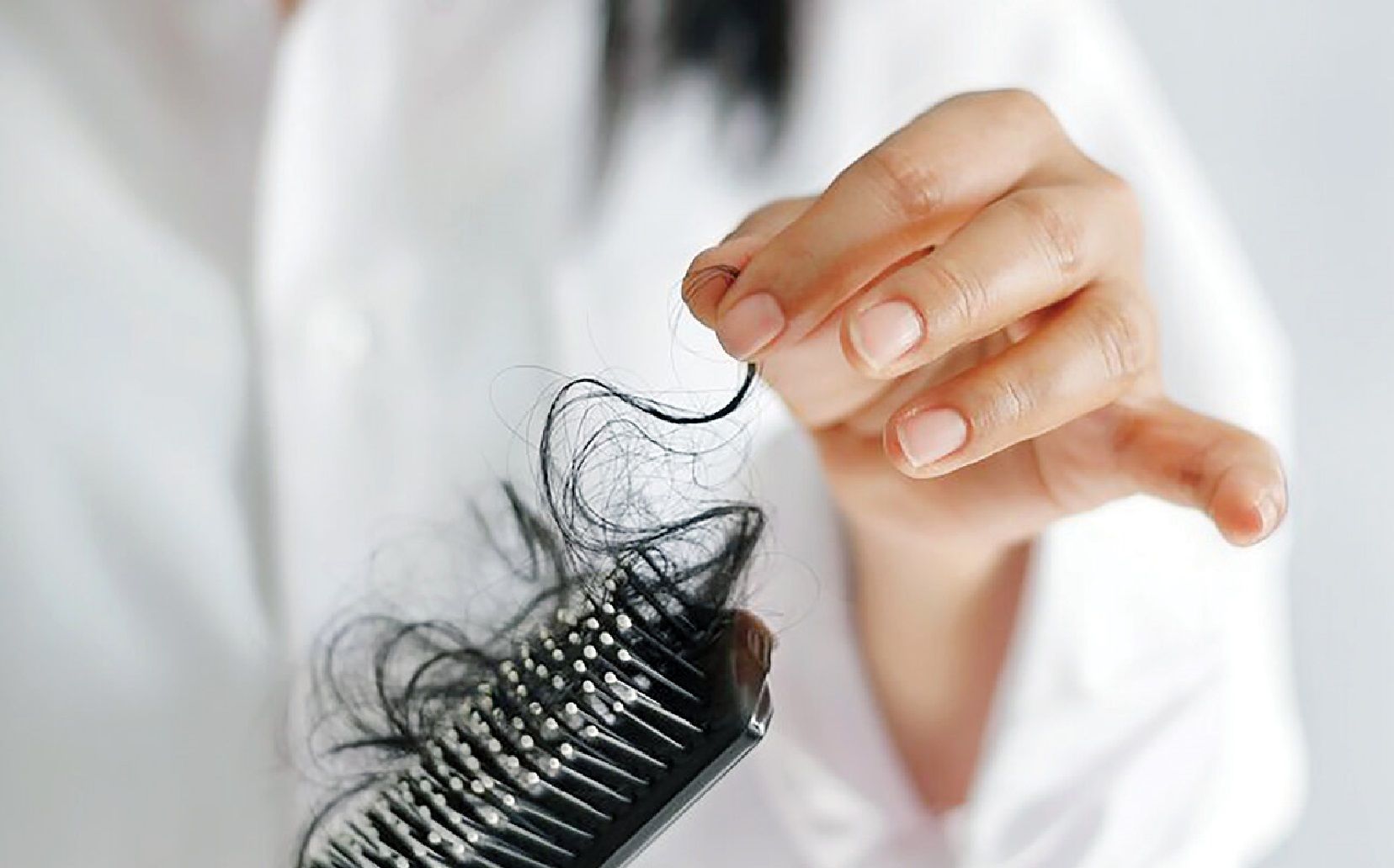 خانم‌ها بخوانند؛ سه ترفند ساده برای جلوگیری از ریزش مو 