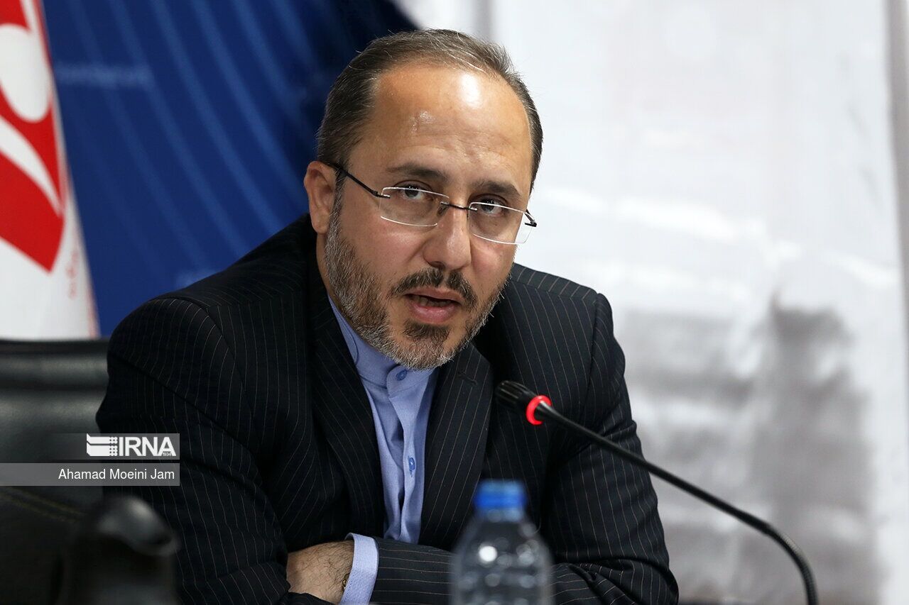  اظهارات روحانی درباره گران شدن بنزین واکنش خلجی را برانگیخت