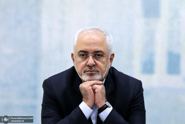 «ظریف هراسی» ؛ علت حملات بدون توقف!
