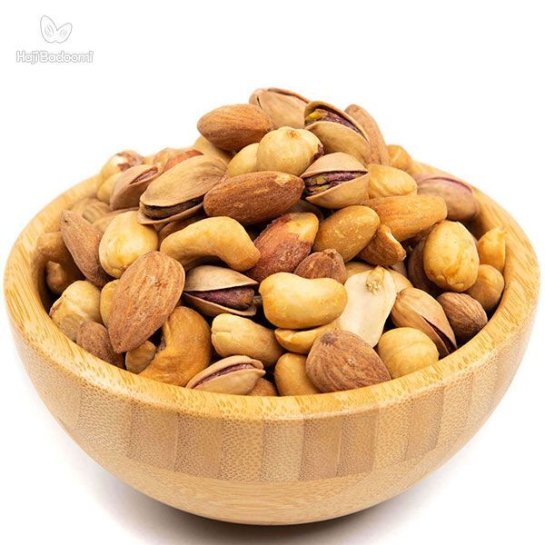 آخرین قیمت‌ها از آجیل و شیرینی شب عید