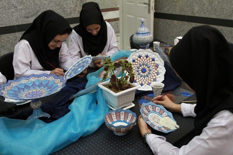 پرداخت سه هزار میلیارد ریال وام مشاغل خانگی در لرستان