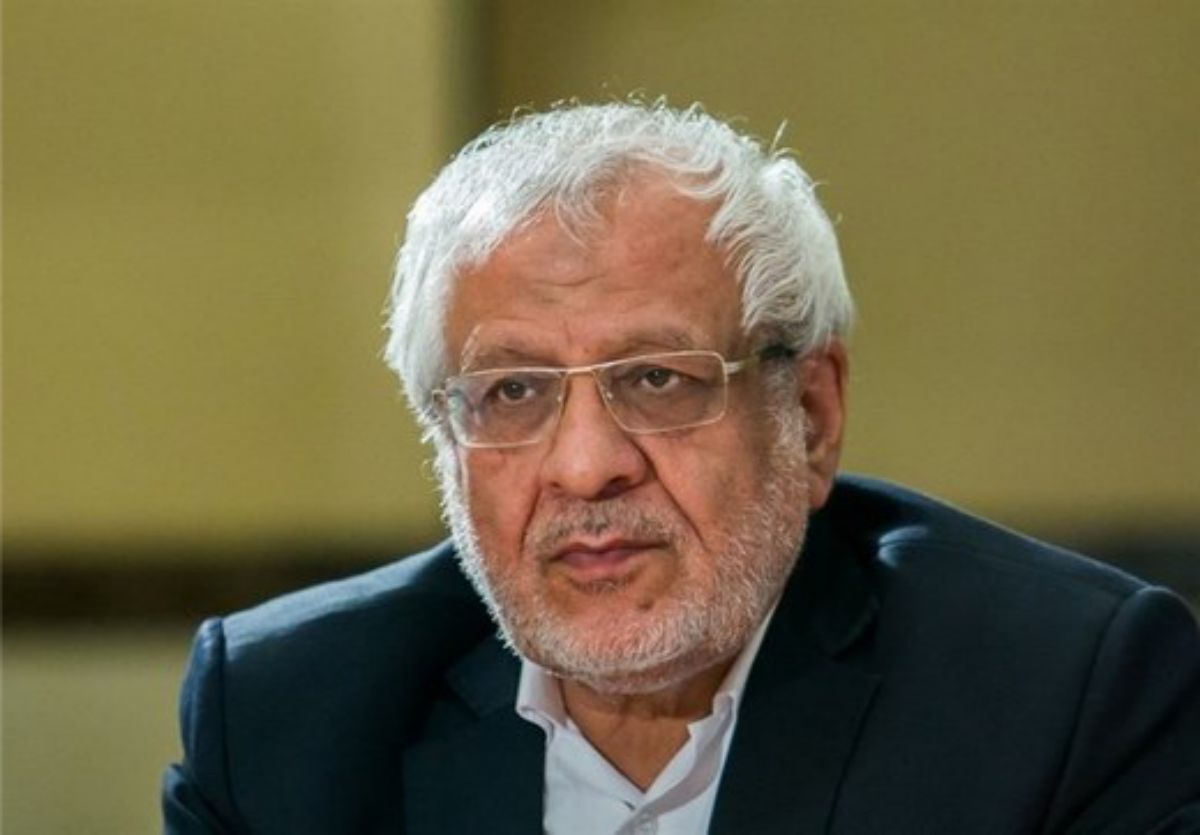 بادامچیان: لیبرال و چپ و افراطی و محافظه‌کار همه به فکر جیب خود و بستگانشان هستند/ممکن است ترامپ رأی بیاورد