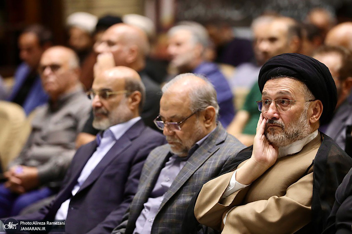 حضور سید حسن خمینی در مراسم بزرگداشت همسر مرحوم آیت الله راستی کاشانی (ر0)+ تصاویر