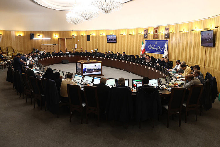 تقویت منابع بازنشستگی و نظام بانکی