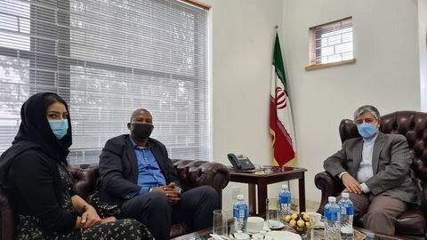 دیدار سفیر ایران با نوه نلسون ماندلا در آفریقا