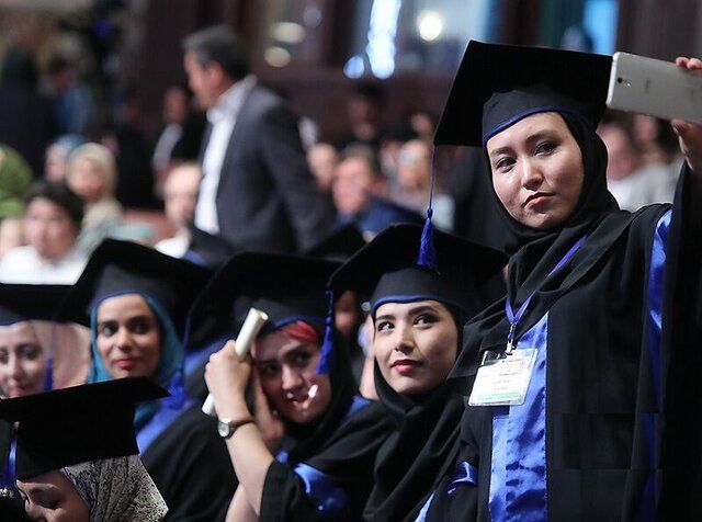 واکنش‌ به منع تحصیل دختران در افغانستان/ میتوانند مانند دانشجویان خانم ایرانی در دانشگاه های ما تحصیل کنند