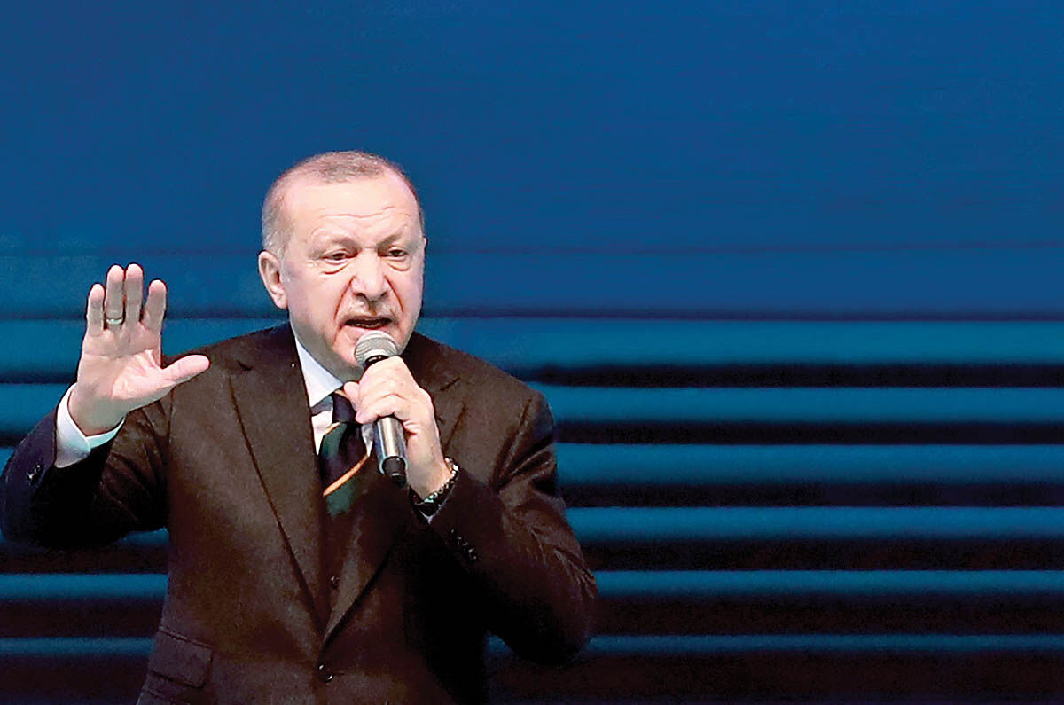 اردوغان حرف می‌زند لیر سقوط می‌کند