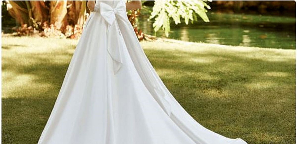 مشاوره عروسی لند برای خرید و سفارش لباس عروس مناسب