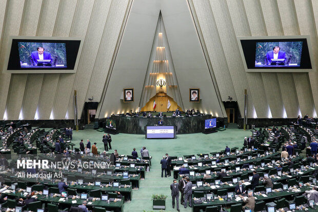 طرح «الزام دولت به پاسخگویی نمایندگان» به مجمع تشخیص ارسال شد