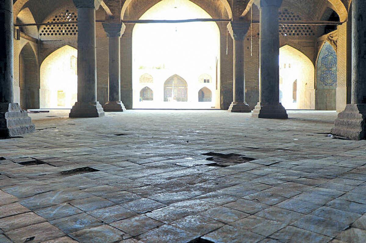 شرایط بحرانی «مسجد سید» اصفهان  ناشی‌از اختلافِ نظراتِ در تولیت آن است