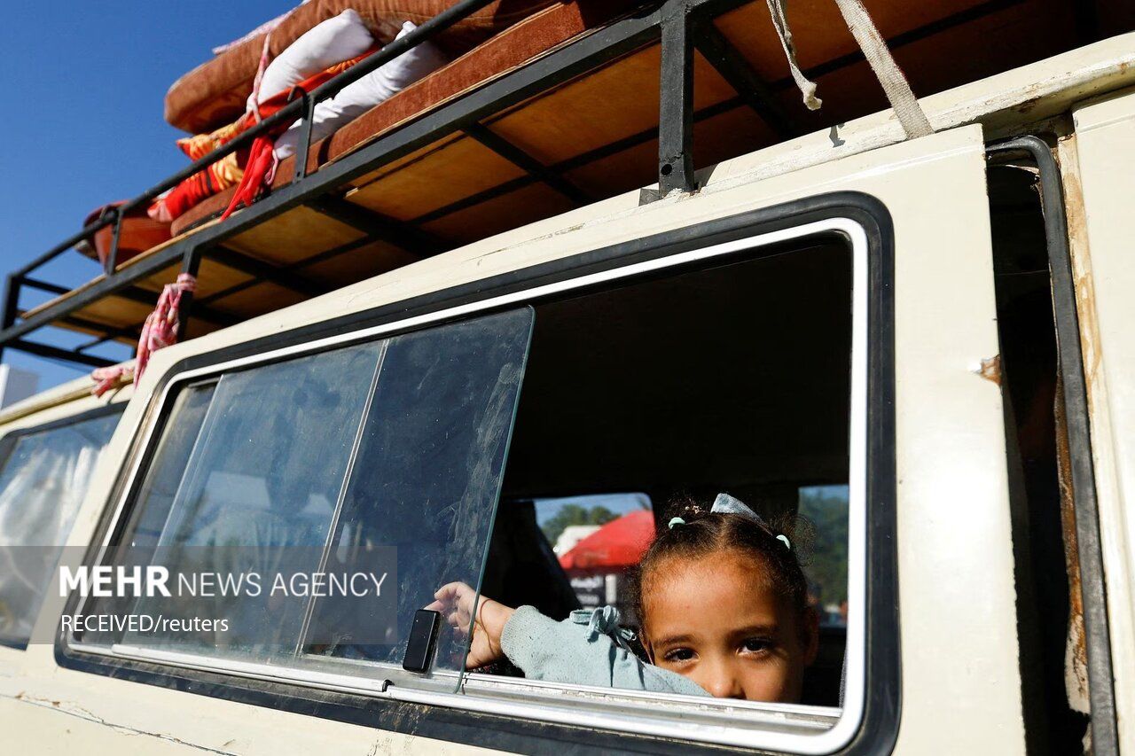 آوارگی یک میلیون و 500 هزار نفر در نوار غزه/ پناه آوردن مردم به بیمارستان‌ها و مدارس