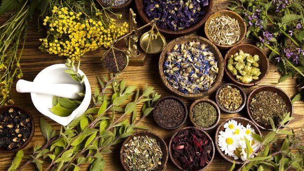 هشدار درباره مصرف خودسرانه فرآورده‌های گیاهی