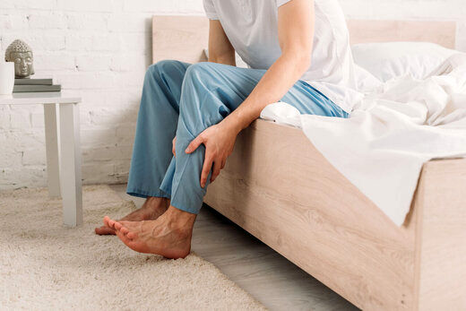 علائم سندروم پای بی‌قرار چیست؟/روش‌هایی برای تشخیص و درمان