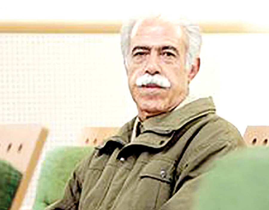 تجلیل جایزه شعر خبرنگاران از «منصور اوجی»